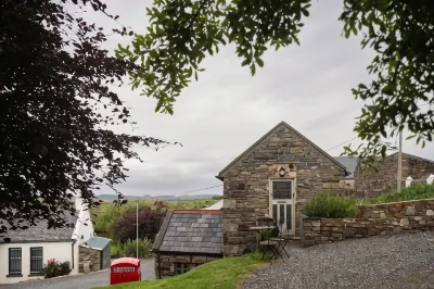 Corcreggan Mill B&B, Self-Catering & Glamping Rabat Kilisesi 주변 호텔