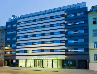 Occidental Praha Five Отели рядом с достопримечательностью «Рудольфинум»