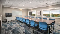 Holiday Inn Express & Suites Brandon Hotel a Brandon