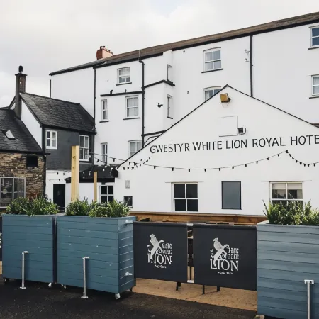 White Lion Royal Hotel