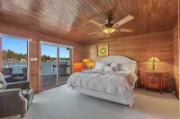 Lakeside Dock and Hot Tub - Luxurious Family Retreat Hotels in Hayden