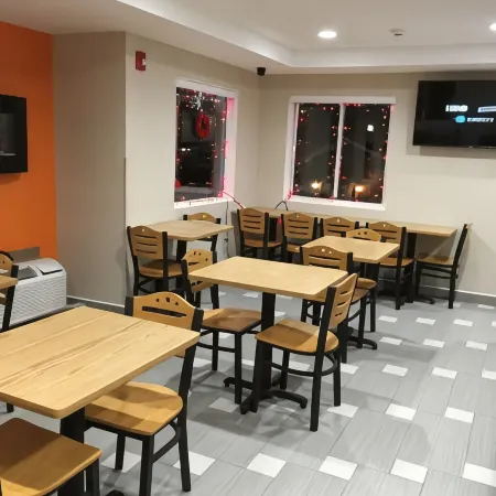 Travel Inn & Suites Flemington