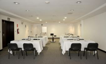 Radisson Decapolis Miraflores