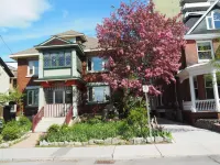 Downtown Bed and Breakfast Hotels near Lansdowne Park