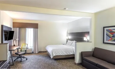 Holiday Inn Express & Suites Fort Payne فنادق في Fort Payne