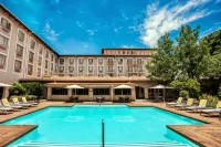 Garden Court or Tambo International Airport Hotels in Isando