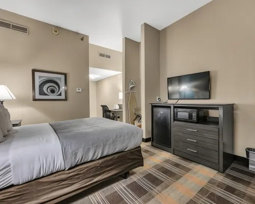 Quality Inn Roseville-Detroit North Hotels in Macomb County