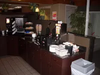 C'Mon Inn & Suites Fargo