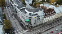 Center Hotel