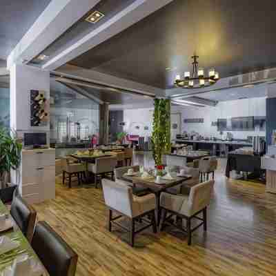 TRYP by Wyndham Cuenca Zahir Dining/Meeting Rooms