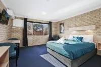 Wunpalm Motel & Cabins - Late Check-in Available