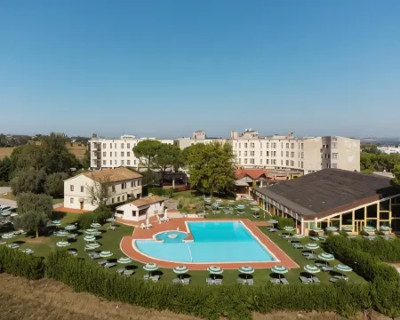 Hotel Federico II Hotéis em Jesi