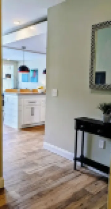 Waterford, CT - Beautiful 2 Bedroom/2 Bath, 2nd Floor Apartment, 1,252SF