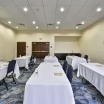 홈우드 스위트 바이 힐튼 뉴 브라운펄스