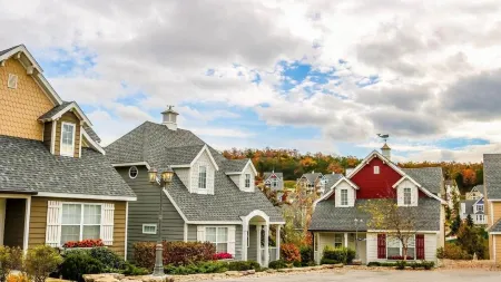 Charming 2-bdrm cottage in Branson at Stormy Point Village