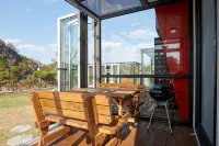 Yeoncheon Jwasangbawi Pension فنادق في يونتشيون-غون