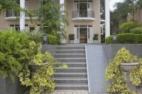 Grand 7 Hotel Thalawathugoda Hotels in Malabe