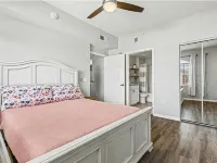 Stunning Condo 15 minutes from Ft. Myers & Sanibel beach 이오나 호텔