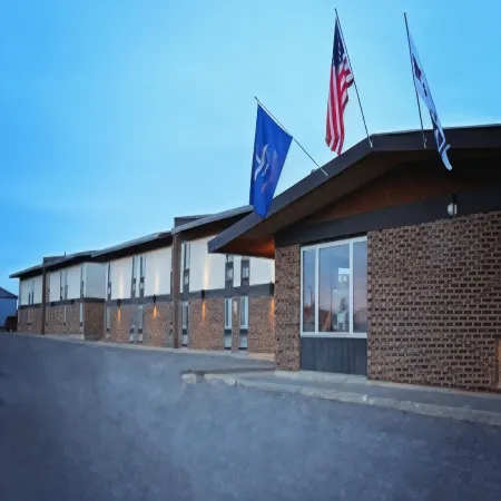 Sunlac Inn Devils Lake