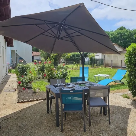 Vacation home; 5 min from the center of Dax and 30 min from the beaches