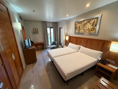 Leflet Valme Hotels in Dos Hermanas