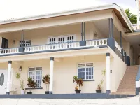 La Maison 29 Hotels in Roseau