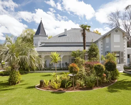 羅伯森小酒店 羅伯遜酒店