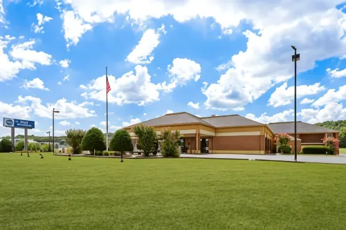Best Western Fayetteville Inn - Мотели