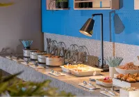 Home Inn (Meizhou Downtown Branch)