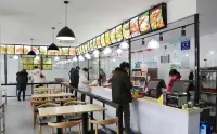 Junyi Hotel (Tongcheng South Gate Bus Station)