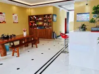 Qujing Tangke Hotel
