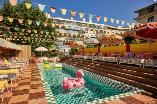 Mama Shelter Nice - Pools