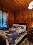 Charming 2-bedroom  lakefront cabin in delightful Phillip,WI - Chalets