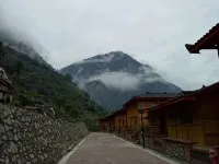 Baoxing Xueshan Home No.46 Inn 바오싱 호텔