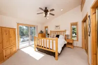 Cozy Cabin in Stanley Basin!
