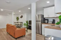Sleek Somerville Apartment near Encore! - 3-Star