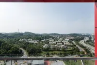 Palm Armada Residence. Free Parking and Netflix - 4-Star
