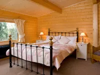 Cherbridge Lodges - Riverside Lodges, Short Lets (Business or Holidays) - 2-Star