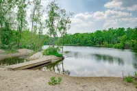 Stunning Retreat in SW Michigan! Just minutes away from wineries and breweries.