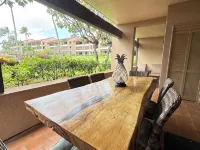 Luxury Kaanapali  Family-Sized Condo Close to the Beach, Hotels, and Shopping