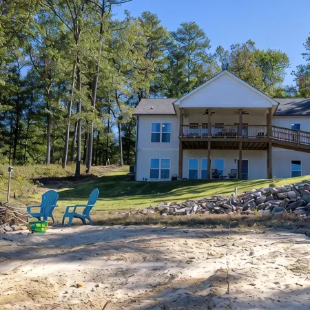 Spacious 6-bedroom house on beautiful Lewis Smith Lake