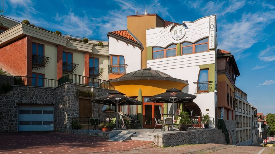Sándor Hotel