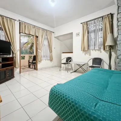 Large Villa Ciater 3BR near Sariater 사리 아뜨르 온천 주변 호텔