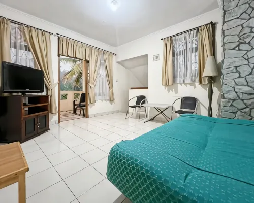 Villa Besar Ciater 3BR dekat Sariater Hotel di Ciater