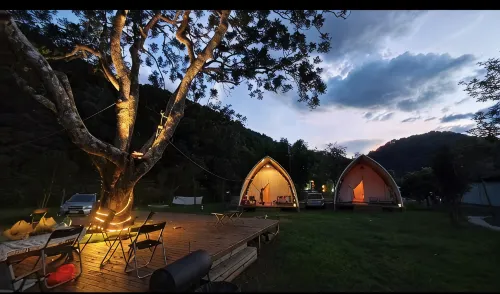 ravine stream Camp - Hot Springs