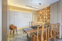 Xiangyang Aishang Leju Boutique Hotel (Shenzhen Industrial Park) - Bãi đậu xe