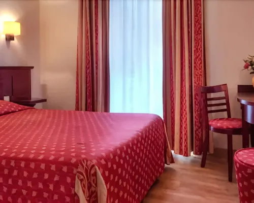 Hôtel de Paris Opera Các khách sạn gần 10. Gare du Nord - Gare de l'Est