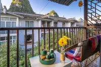 Yangshuo Lazy People's Hall Inn (West Street Lijiang Branch)