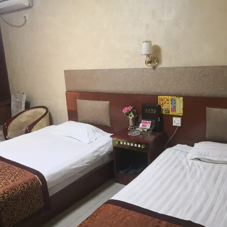 Zhouqu Home Inn Business Hotel