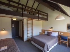 Alpine Lodge